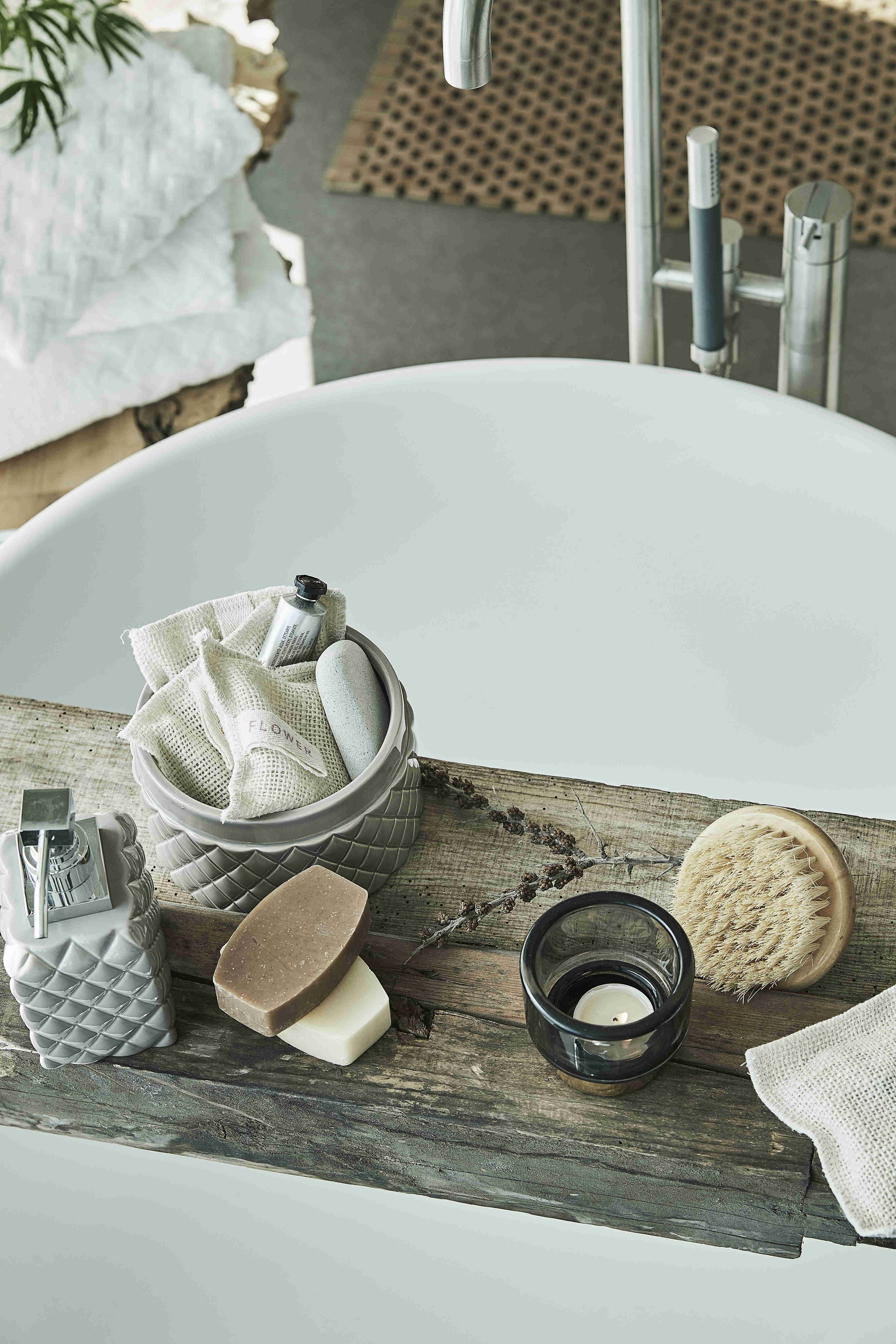 SZARY_KOMPLET_LAZIENKOWY_PORTIA_LENE_BJERRE_POLSKA_SKLEP_OUTLET_DESIGNBYWOMEN